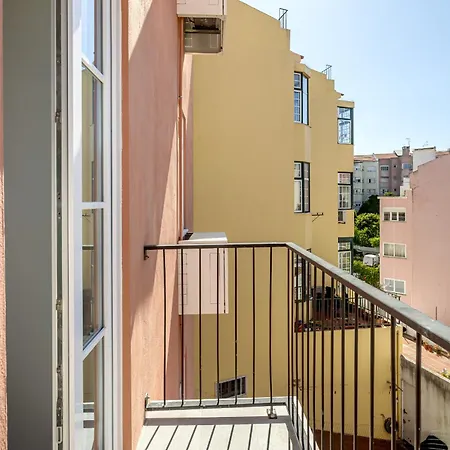 Daire Rato Modern By Homing Lisboa
